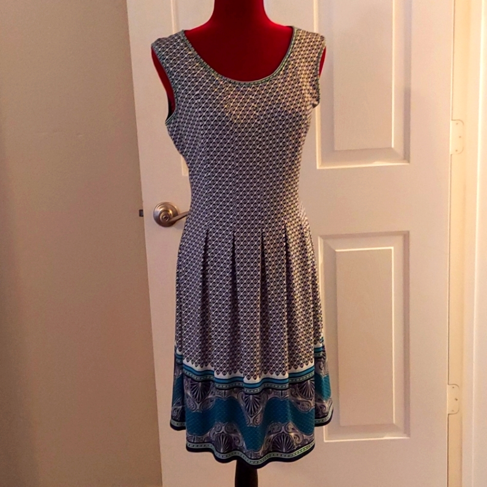 Max studio sleeveless dress